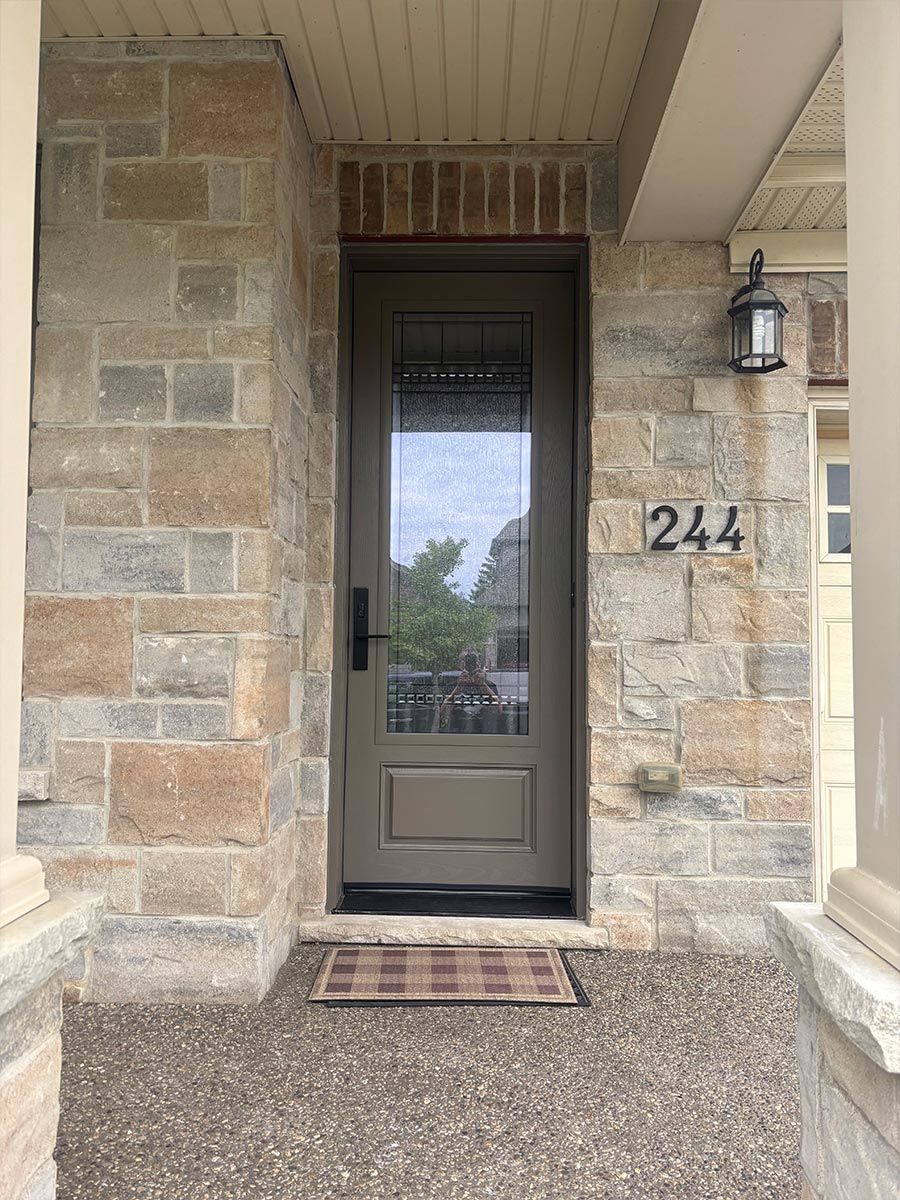 Advantage door Advantage door