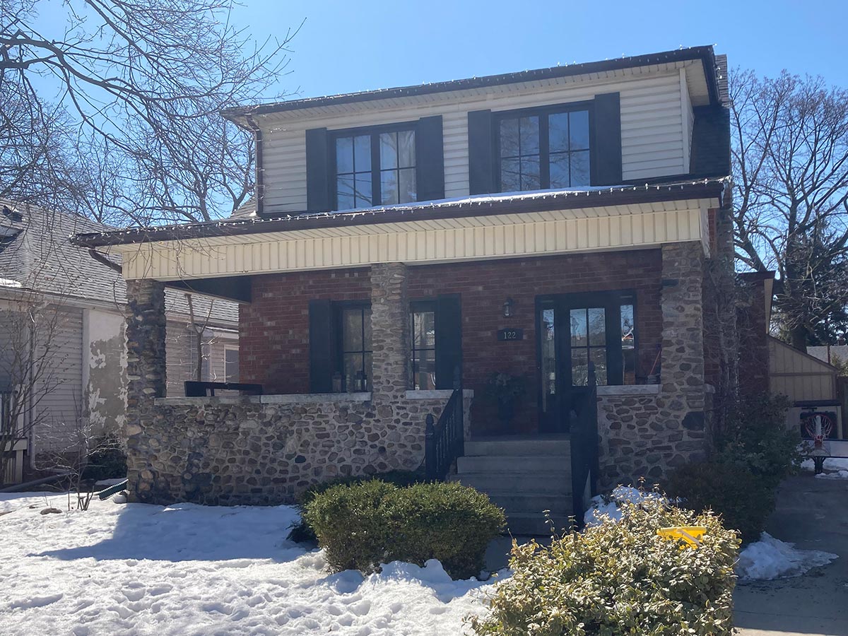 Advantage windows Advantage windows